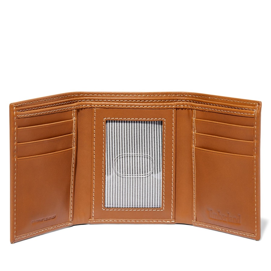 Tan Smooth Timberland Ireland Smooth Leather Tri-Fold Wallet