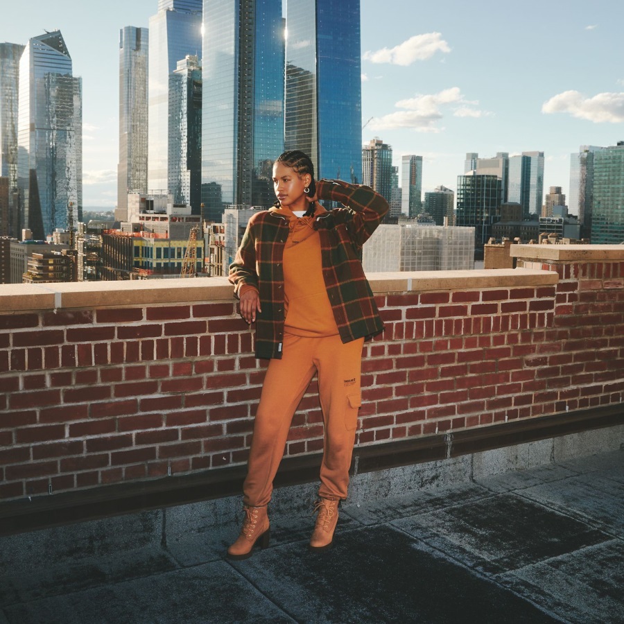 Wheat Timberland Ireland Women's Cargo Jogger Pants